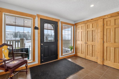 3-4535 Township Road 320, Rural Mountain View County, AB - Indoor Photo Showing Other Room