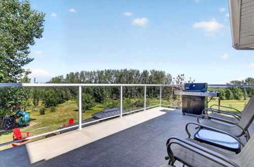 76-16044 258 Avenue East, Rural Foothills County, AB - Outdoor