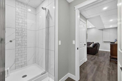 76-16044 258 Avenue East, Rural Foothills County, AB - Indoor Photo Showing Bathroom