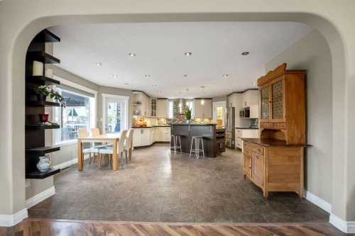 105 Lang Place, Okotoks, AB - Indoor