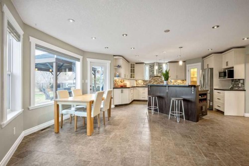 105 Lang Place, Okotoks, AB - Indoor