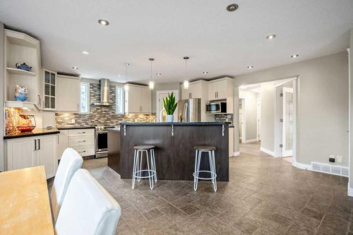 105 Lang Place, Okotoks, AB - Indoor