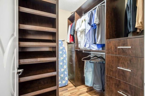 105 Lang Place, Okotoks, AB - Indoor With Storage