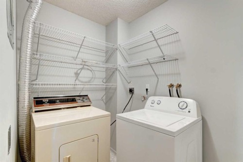37-3015 51 Street Sw, Calgary, AB - Indoor Photo Showing Laundry Room
