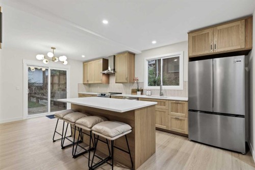 2416 14 Avenue Nw, Calgary, AB 
