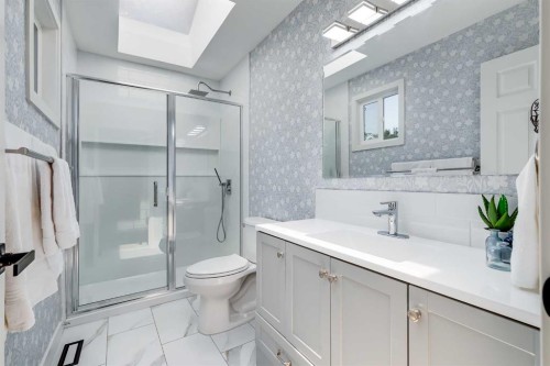 2416 14 Avenue Nw, Calgary, AB 