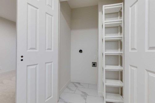 2416 14 Avenue Nw, Calgary, AB 