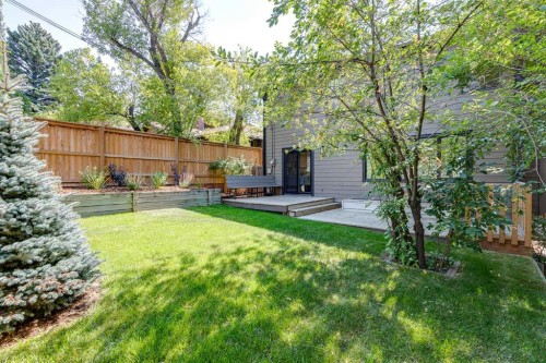 2416 14 Avenue Nw, Calgary, AB 