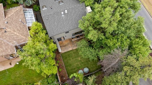 2416 14 Avenue Nw, Calgary, AB 