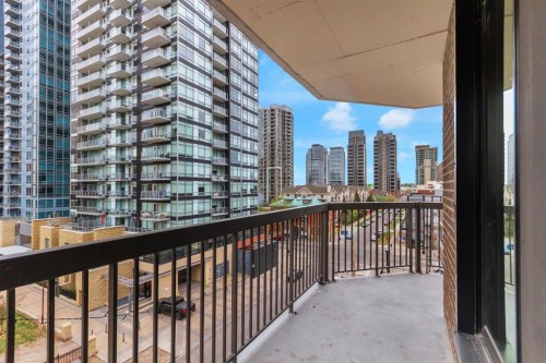 602-215 14 Avenue Sw, Calgary, AB - Outdoor With Balcony