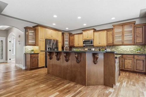 75 Royal Abbey Rise Nw, Calgary, AB - Indoor Photo Showing Kitchen