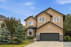 75 Royal Abbey Rise NW Calgary, AB T3G 4Y5