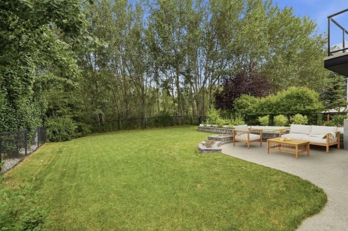 75 Royal Abbey Rise Nw, Calgary, AB - Outdoor