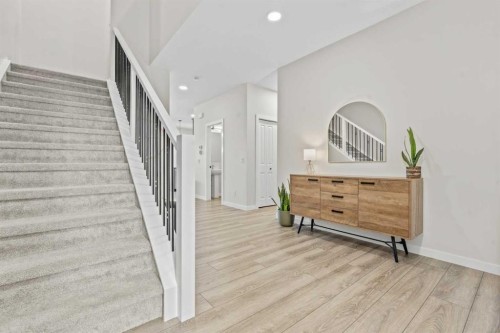 34 Belvedere Green Se, Calgary, AB - Indoor Photo Showing Other Room