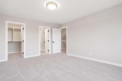 34 Belvedere Green Se, Calgary, AB - Indoor Photo Showing Other Room