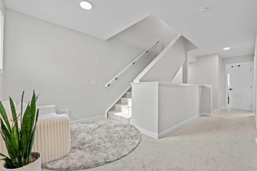 34 Belvedere Green Se, Calgary, AB - Indoor Photo Showing Other Room