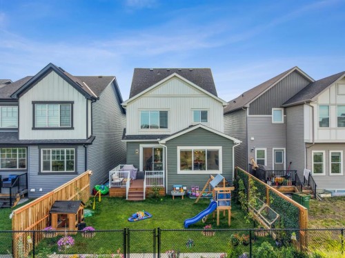 34 Belvedere Green Se, Calgary, AB - Outdoor