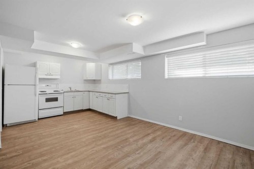 2706 46 Street Se, Calgary, AB 