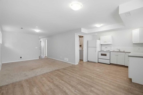 2706 46 Street Se, Calgary, AB 