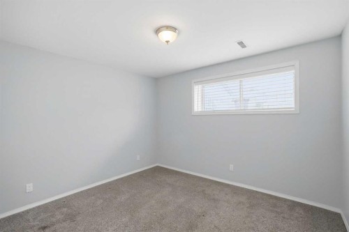 2706 46 Street Se, Calgary, AB 