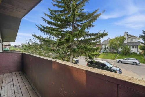2706 46 Street Se, Calgary, AB 
