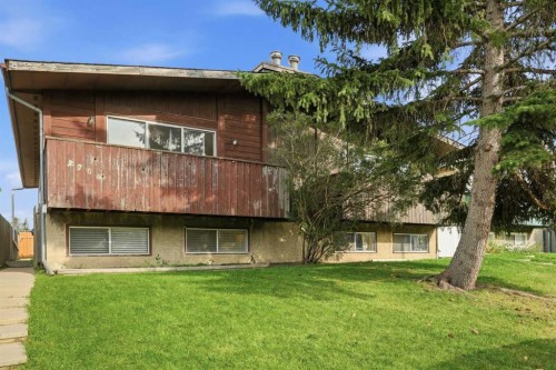 2706 46 Street Se, Calgary, AB 