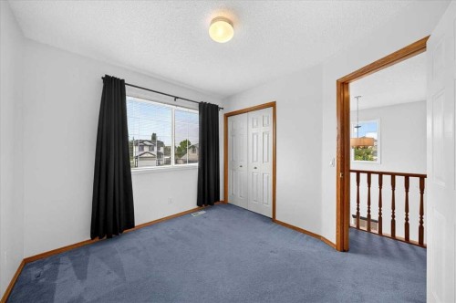 74 Anaheim Gardens Ne, Calgary, AB - Indoor Photo Showing Other Room