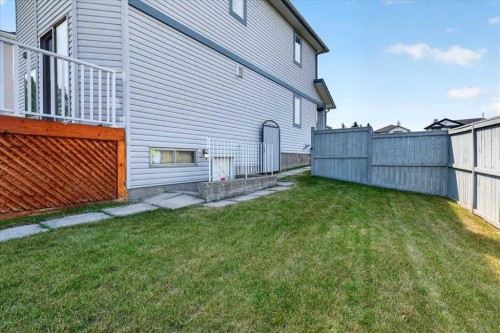 74 Anaheim Gardens Ne, Calgary, AB - Outdoor