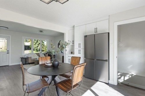 9608 5 Street Se, Calgary, AB - Indoor Photo Showing Dining Room