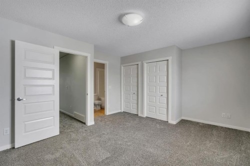 406 Mckenzie Towne Close Se, Calgary, AB - Indoor Photo Showing Other Room