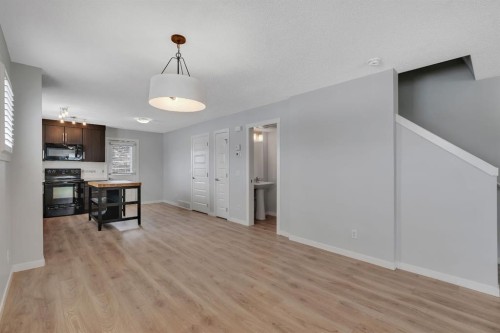 406 Mckenzie Towne Close Se, Calgary, AB - Indoor