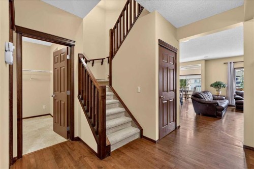 277 Evermeadow Avenue Sw, Calgary, AB - Indoor Photo Showing Other Room