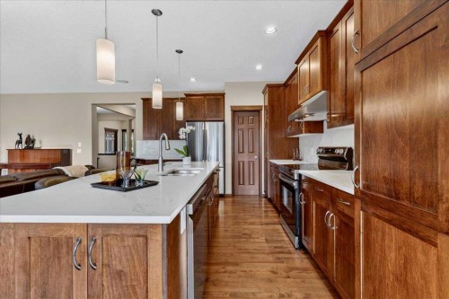 277 Evermeadow Avenue Sw, Calgary, AB - Indoor Photo Showing Kitchen