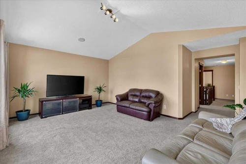 277 Evermeadow Avenue Sw, Calgary, AB - Indoor