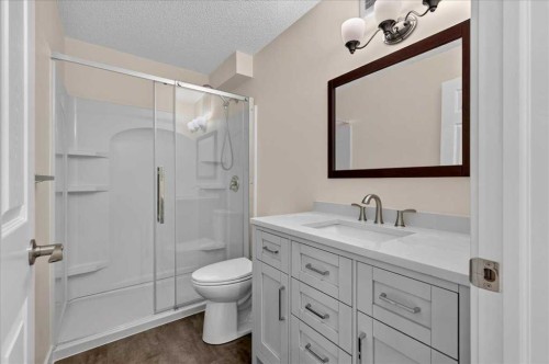 277 Evermeadow Avenue Sw, Calgary, AB - Indoor Photo Showing Bathroom
