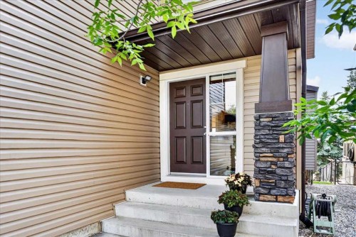 277 Evermeadow Avenue Sw, Calgary, AB - Outdoor With Exterior