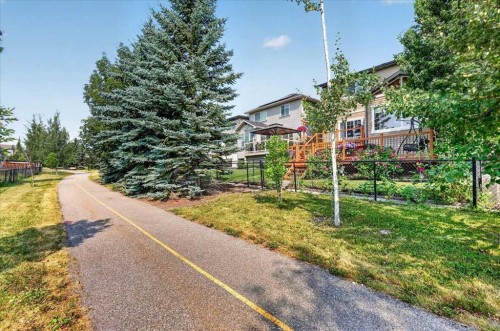 277 Evermeadow Avenue Sw, Calgary, AB - Outdoor