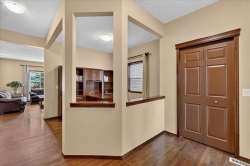 277 Evermeadow Avenue Sw, Calgary, AB - Indoor Photo Showing Other Room
