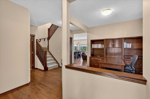277 Evermeadow Avenue Sw, Calgary, AB - Indoor Photo Showing Other Room