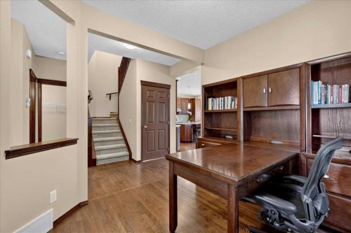 277 Evermeadow Avenue Sw, Calgary, AB - Indoor