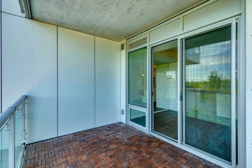 504-1020 9 Avenue Se, Calgary, AB - Outdoor With Balcony With Exterior