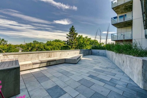 504-1020 9 Avenue Se, Calgary, AB - Outdoor With Balcony