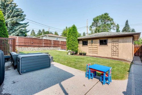 624 Sherman Avenue Sw, Calgary, AB - Outdoor