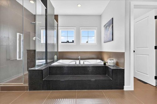 4 Quarry Landing Se, Calgary, AB - Indoor Photo Showing Bathroom