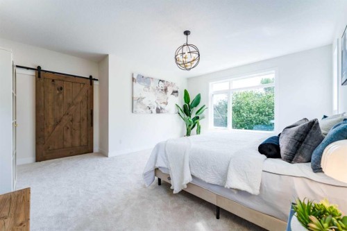 812 1 Street Nw, Calgary, AB - Indoor Photo Showing Bedroom