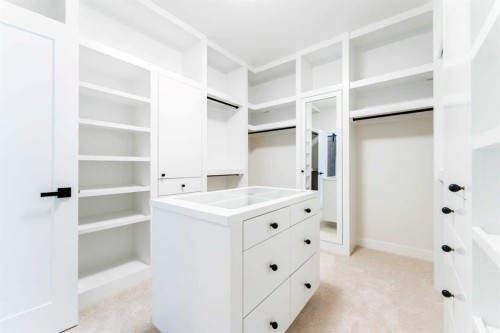 812 1 Street Nw, Calgary, AB - Indoor Photo Showing Other Room