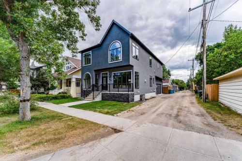 812 1 Street Nw, Calgary, AB - Outdoor With Facade