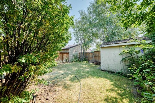 6437 Coach Hill Road Sw, Calgary, AB - Outdoor