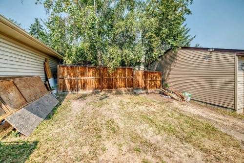 6437 Coach Hill Road Sw, Calgary, AB - Outdoor