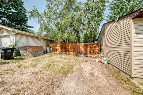 6437 Coach Hill Road Sw, Calgary, AB - Outdoor